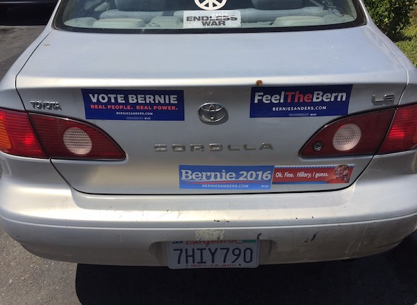 Bernie Sanders bumper stickers on car